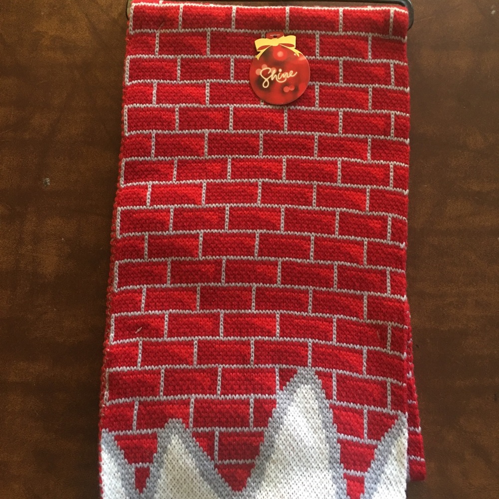 NWT Adorable Santa Chimney Scarf - Picture 6 of 6
